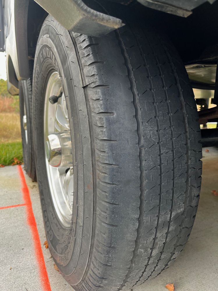 Outer edge tire wear